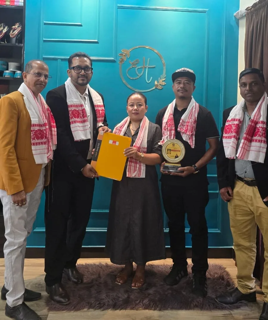 Elle MakeUp Studio & Academy